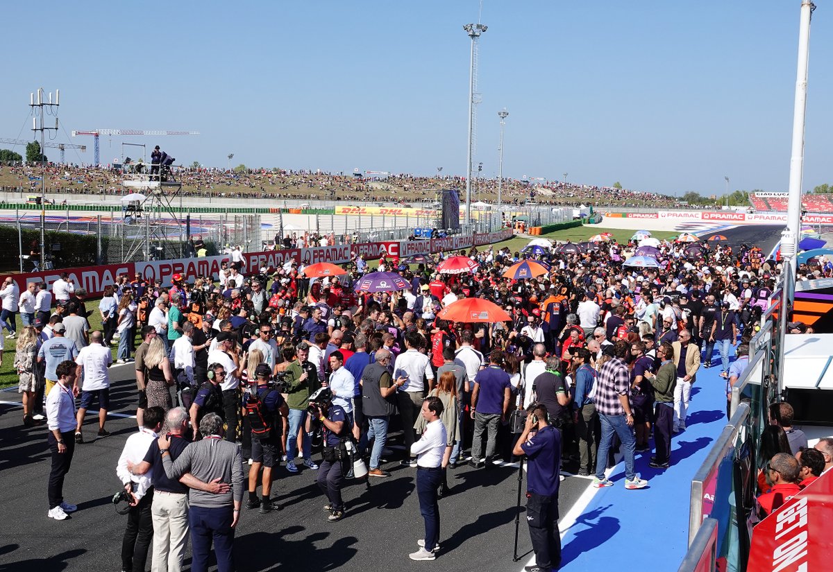 circuitomisano's tweet photo. What a Saturday ๐ฅ๐
Donโt stop now ๐
#emiliaromagnagp #rideoncolors @MotoGP https://t.co/fkyVngwbIi