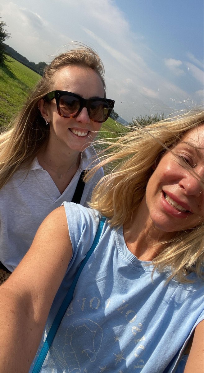 jane_slinger_b's tweet photo. 15:00 Caturday 
Lighthouse walks with my Brookestar ✨ https://t.co/KXSm5j8z92