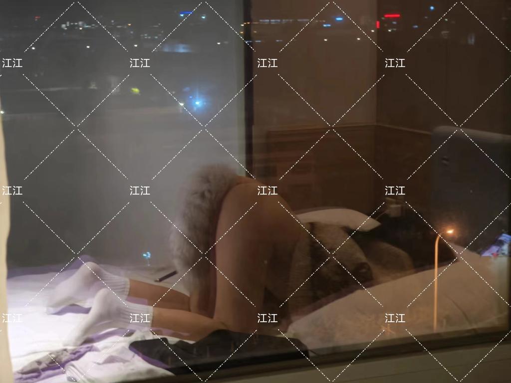 变成小狗江了 <a href="/beixing3102520/">MALO</a>