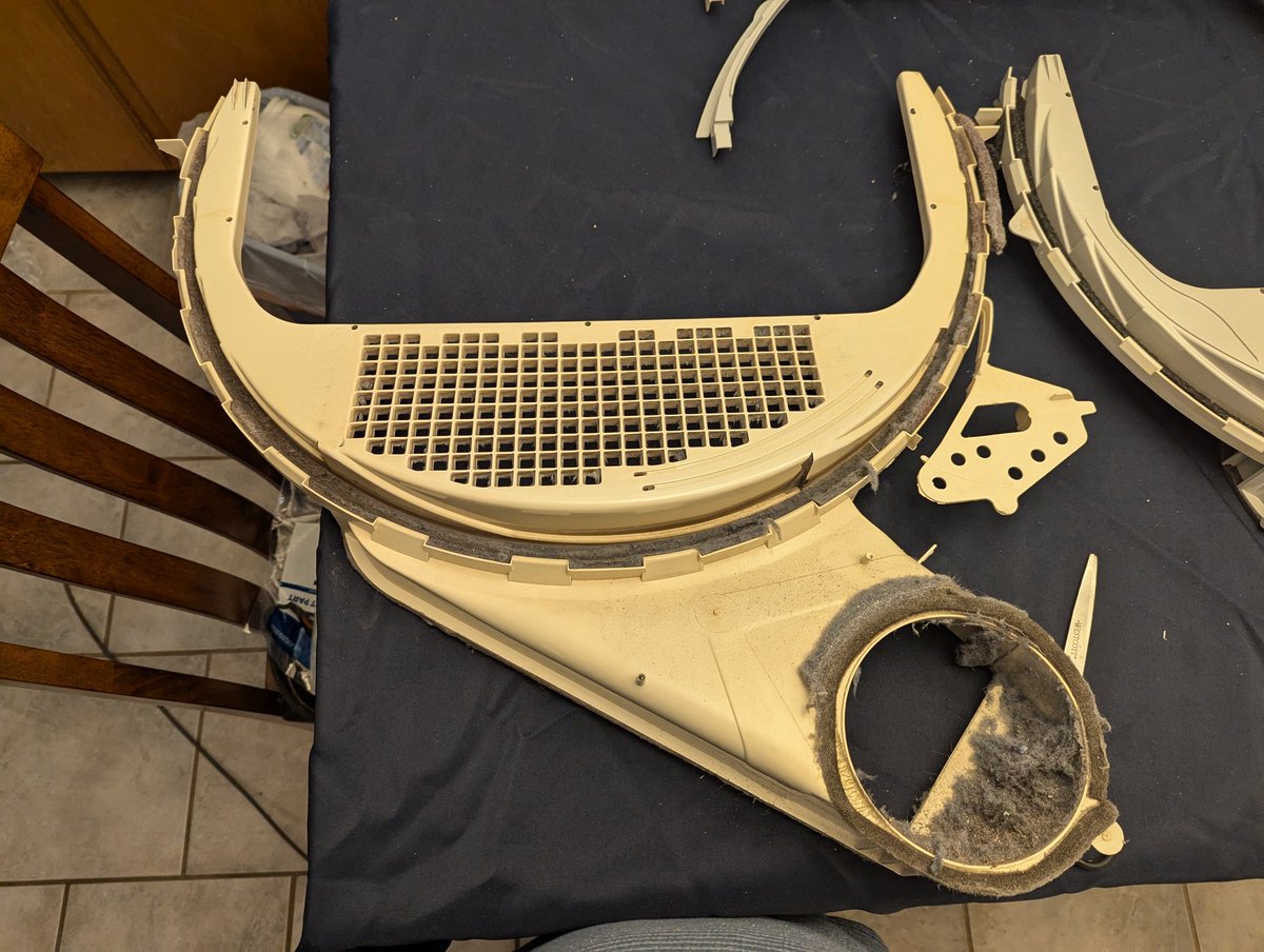 Geacher_'s tweet photo. Welp definitely needed the new dryer parts https://t.co/WxAU3fjusf