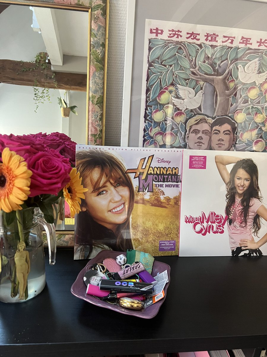 out of context hannah montana (@ochannahmontana) on Twitter photo 