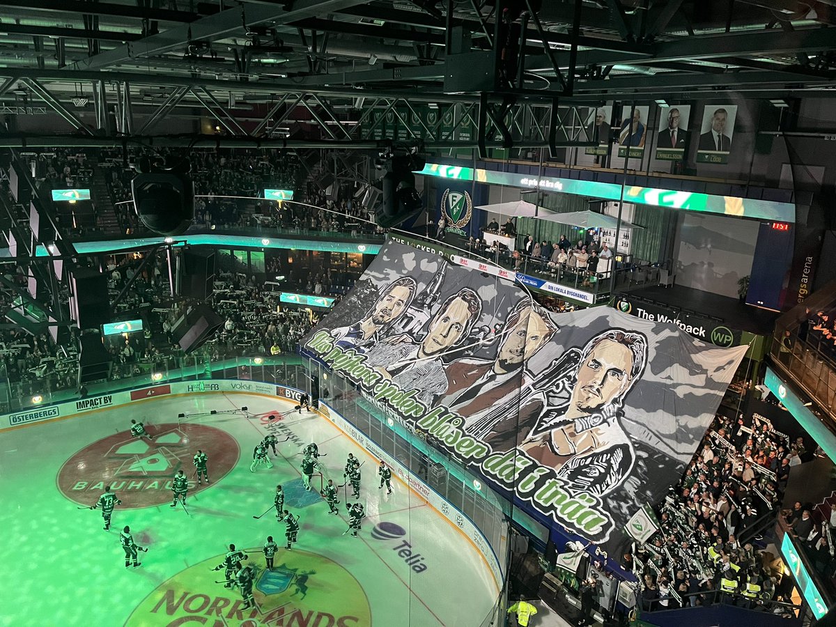 solveig_voyce's tweet photo. Tifot får fem solar! #fbkse https://t.co/rJiT7qKYxH
