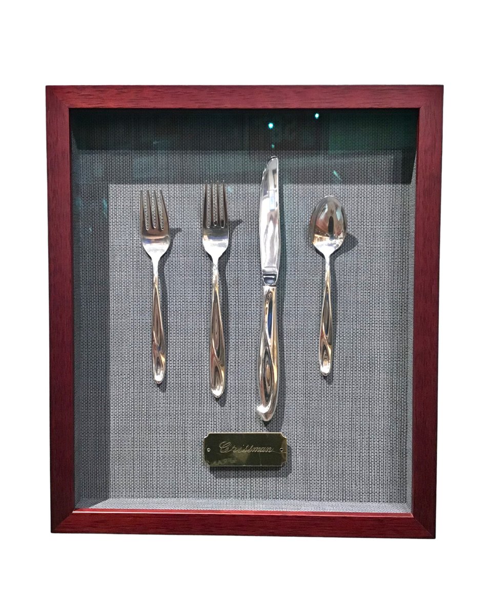 afwkc's tweet image. If you think you can't make a beautiful piece with cutlery, think again!

All you need is the right frame to make your utensils shine.

#decorationideas #creativeframes #decorativeframes