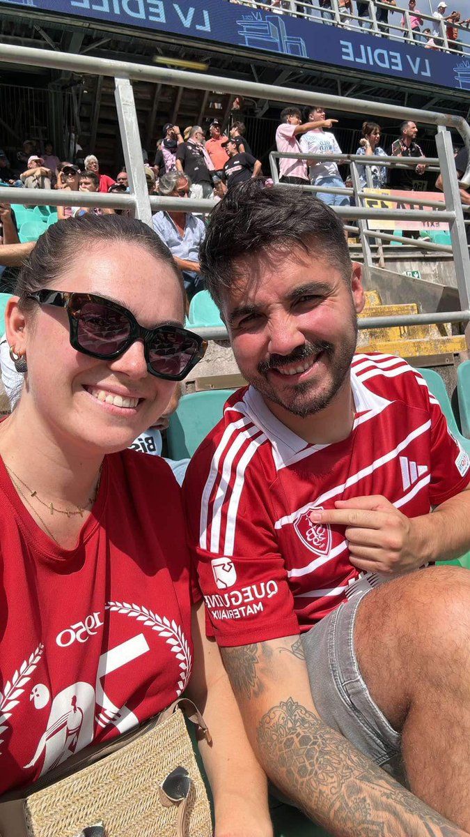 prmlmarie's tweet photo. À défaut d’avoir pu être à Guingamp voir le @SB29 on a été voir Jeremy Le Douaron à Palerme 🤪 https://t.co/zrr9XnxI5e