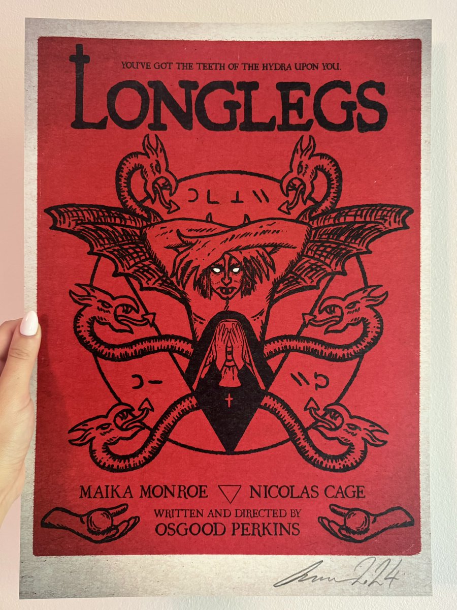 SummerRay's tweet image. I’m going to give away an A3 signed print of my LONGLEGS design. 

To enter:

- follow me
- Like and retweet this post 

The winner will be selected on the 1st of October. Good luck!