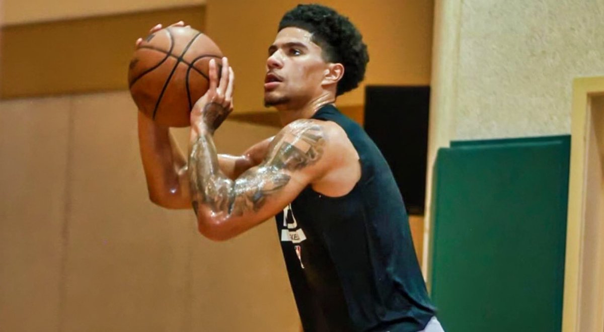 TheNBACentel's tweet photo. Killian Hayes called Ben Simmons for shooting advice last night, but Simmons missed the call, per @ScoopB https://t.co/oHtsktaScE