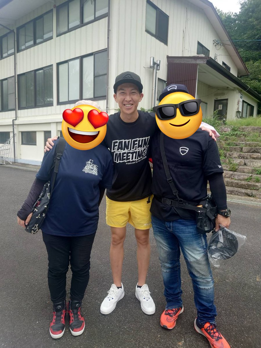 ponko_0601's tweet image. 暑かったら行きたくない〜〜と言っていたイベント何とか大丈夫そうかな？となり行ってきました✨
馴染みのフォロワーさんにも会えて楽しめました🥰

それにしても私デブいな🐷⤵️

  #カイザーベルク琵琶湖
  #FUNFUN MEETING