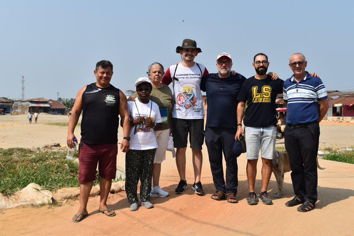 repam_amazonia's tweet image. 🤝 Durante el tercer encuentro de la red itinerante amazónica, los participantes realizaron visitas territoriales a las comunidades de Iquitos, Nauta y el barrio Florido.

#repam10años #amazonia #itinerancia #pueblosindígenas