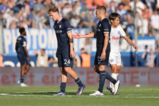 Jakov Medic tegen Holstein Kiel:
90 minuten gespeeld
2 onderscheppingen
0 (3) succesvolle lange ballen
1 (3) duel gewonnen
6.5 beoordeling

Medic pakt met Bochum zijn eerste punt van het seizoen na 3 verliespartijen, Bochum staat momenteel op plek 16.

#ajax