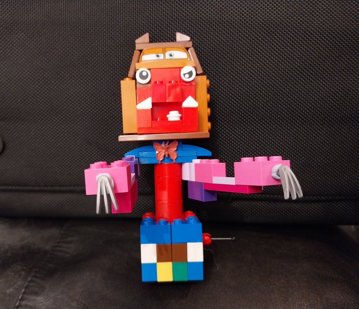 DJJC58384703's tweet photo. Me and my 8 year old son built F.R.A.N.K and BEAR IN A BOX out of LEGO for the #GoriArt contest.
#WiredP #AngryDemonGames #GoriCarnage https://t.co/ENRJXa4dxu