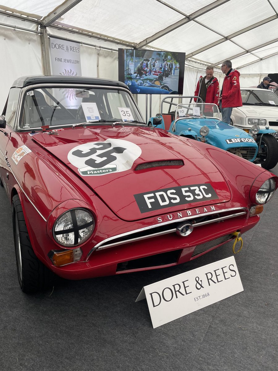 Marc_Allum's tweet photo. A few highlights from the Dore & Rees Classic Car Auction at the Castle Combe Autumn Classic race meet.
Love this 1952 Alfa Romeo C Sprint Coupe.
#castlecombe #doreandrees https://t.co/LCG0zG88Dw
