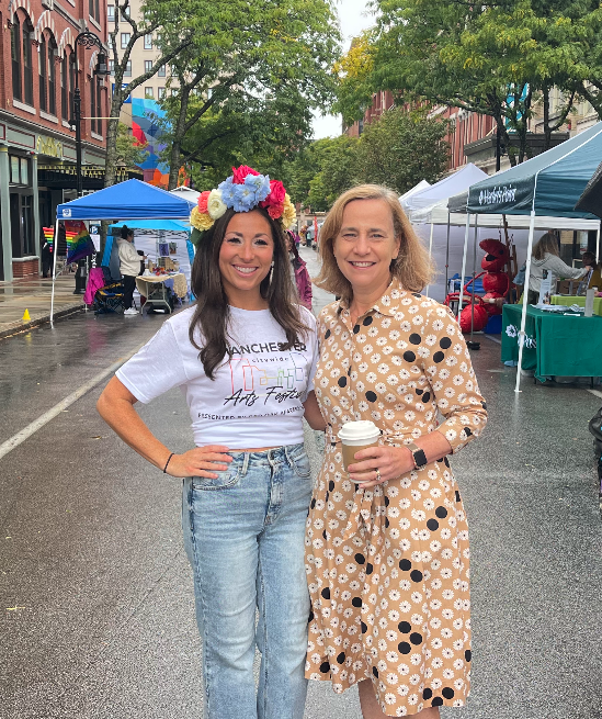 JoyceCraigNH's tweet photo. Exciting things happening all day long in Manchester! Manchester Citywide Arts Festival, CelebrateEd, and Granite State ComicCon. The rain is letting up, so be sure to come downtown! #NHPolitics https://t.co/fWa7LPVlrS