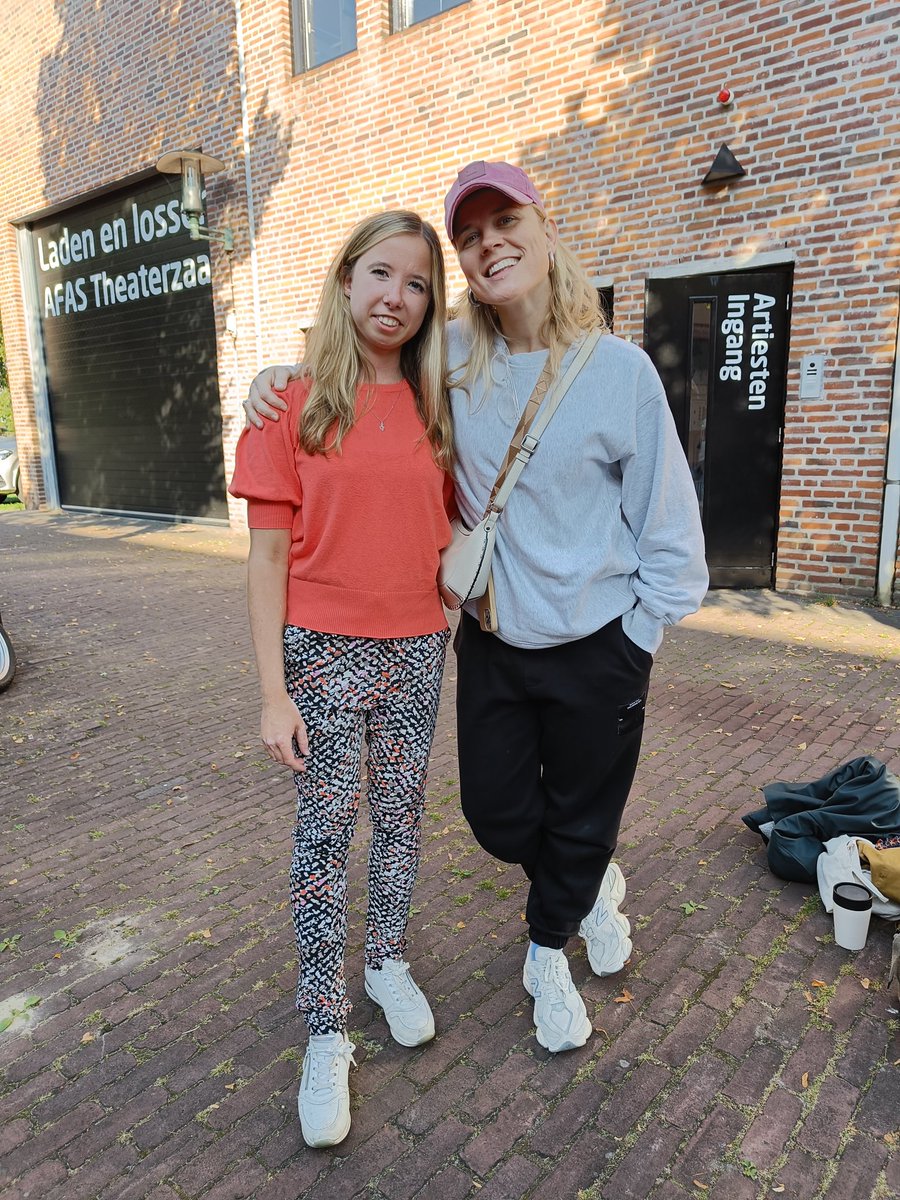 Demi Hoogendoorn tweet media