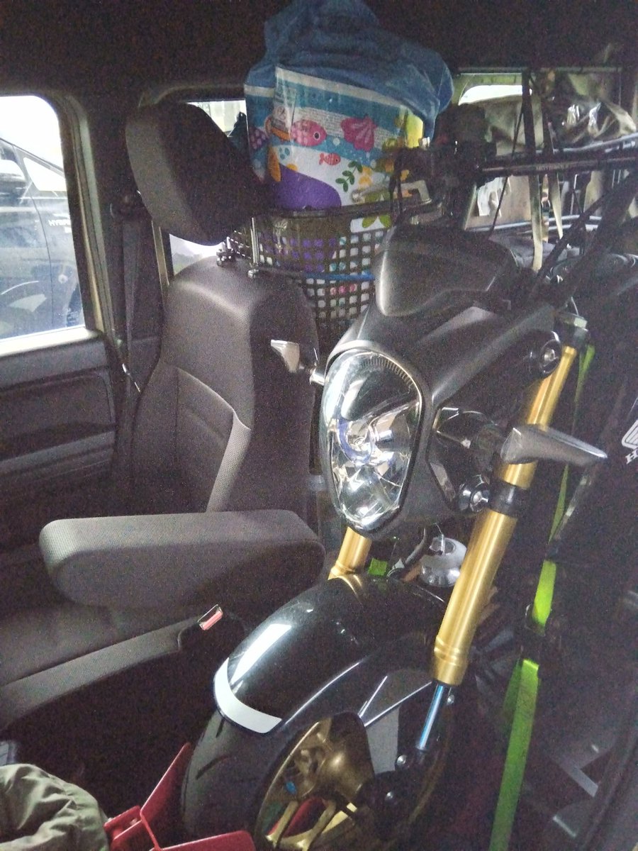 BeXgczJueIl90Rx's tweet image. 唐津、奇跡的に晴れ☀️？武雄自動車学校に向け出発（プール居るかな？）
#STPP（佐賀2輪パイロン練習会）
#TOMO練