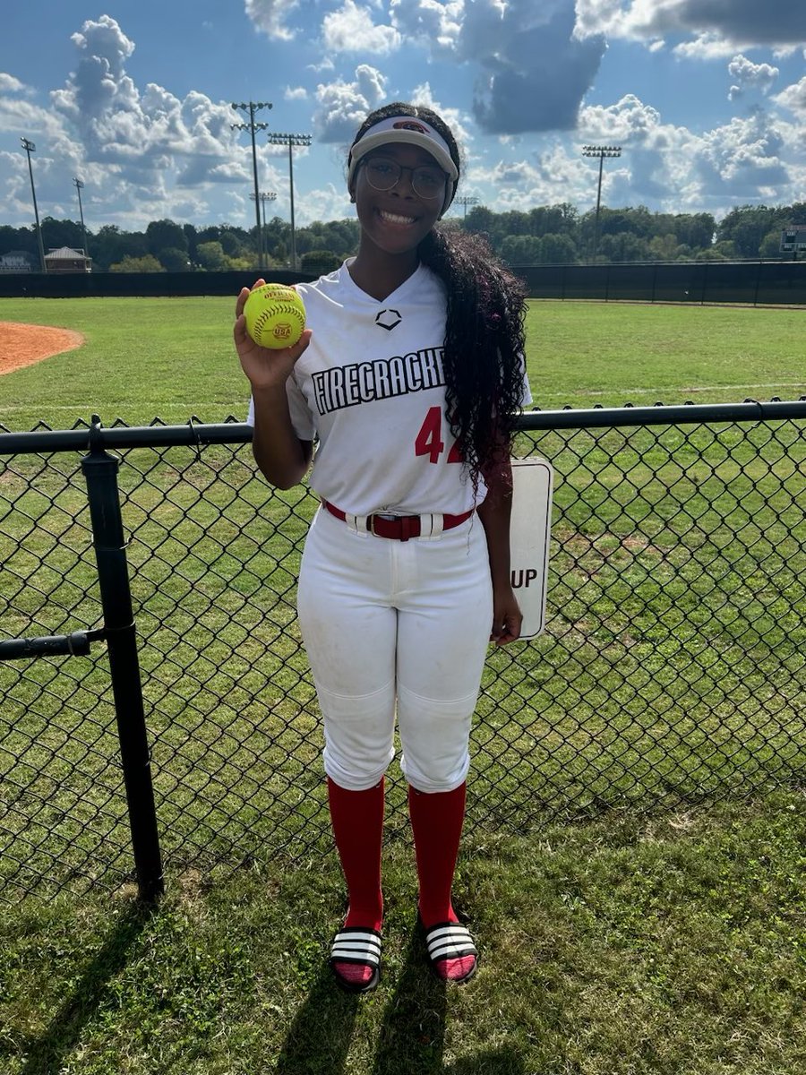 Strong finish to the day.  9-1 Win, <a href="/emery_jensen1/">Emery Jensen 2027 RHP</a> w/1 Hit 8k’s in the ⭕️, <a href="/cameryncauthen_/">Cameryn Cauthen</a> <a href="/cwhite_28/">Charlotte White 2026</a> &amp; <a href="/KMorgan2026/">Kennedy Morgan</a> with 2 hits Each, Kennedy with a 2R 💣!  Back at it tomorrow 9am <a href="/Winthropsoftbal/">Winthrop Softball</a> Terry Field B! #Firecrackersnation 🧨🥎🤙🏽