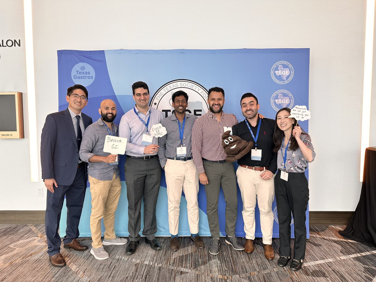 fouadsjaber's tweet photo. 💥Enjoying our @bcm_gihep company at @TexasGastros 🤩

@TexasGastros @BCMDeptMedicine @bcm_gihep #TSGE2024 #TSGE #TSGE_2024  #BCM_GI_fellows https://t.co/9MS1IPNlCT
