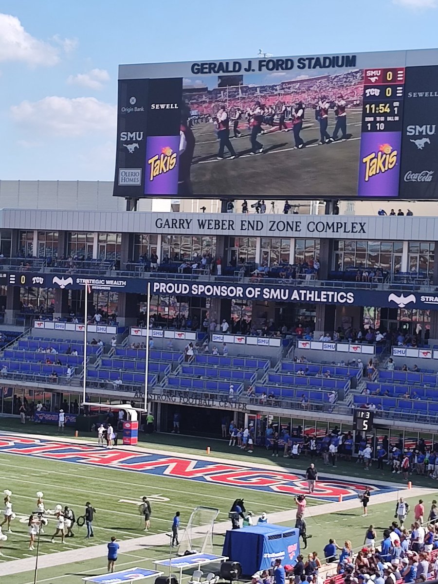 coachtimwylie's tweet image. My boy and I are at @SMUFB today to watch them battle for the Iron Skillet. Really impressed with the Garry Weber End Zone Complex and the Armstrong Football Center. I'm also impressed with my walking ability. 🙏 Thankful! #GettingBetter #PonyUpDallas