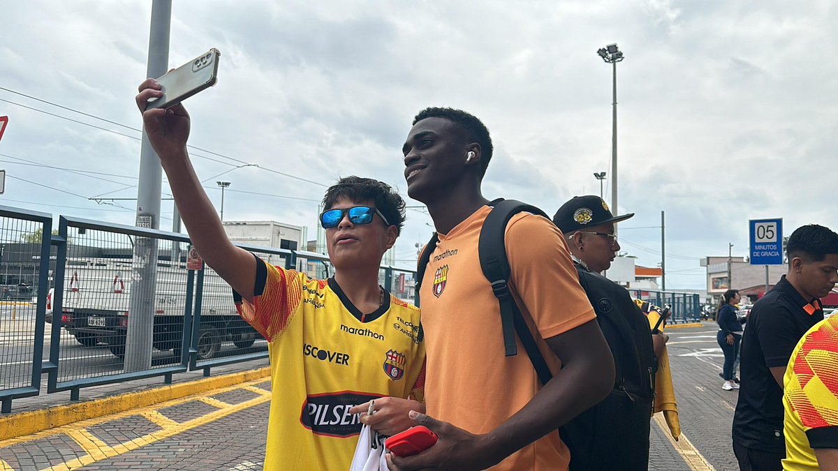 BarcelonaSC's tweet image. ¡Aquí estamos! ✊

📍 Cuenca, EC 

#BarcelonaSomosTodos