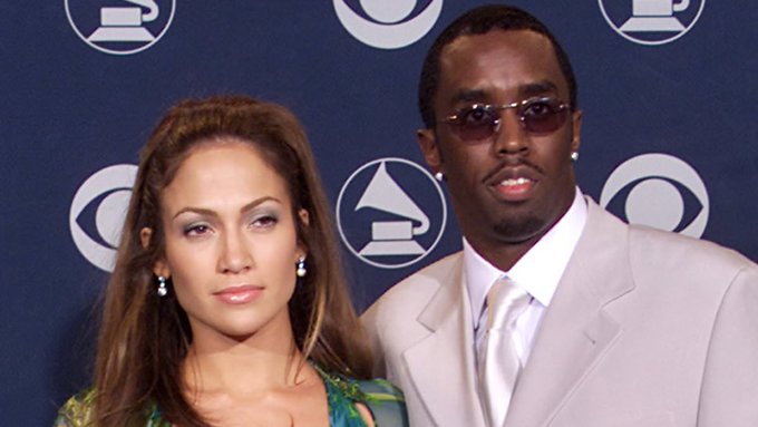 GeneralMCNews's tweet photo. BREAKING: Jennifer Lopez and her management team are on high alert, having held crisis talks to devise a plan in case she becomes implicated in the ongoing criminal investigations involving her ex, Sean 'Diddy' Combs. https://t.co/eGXrNAHXzU