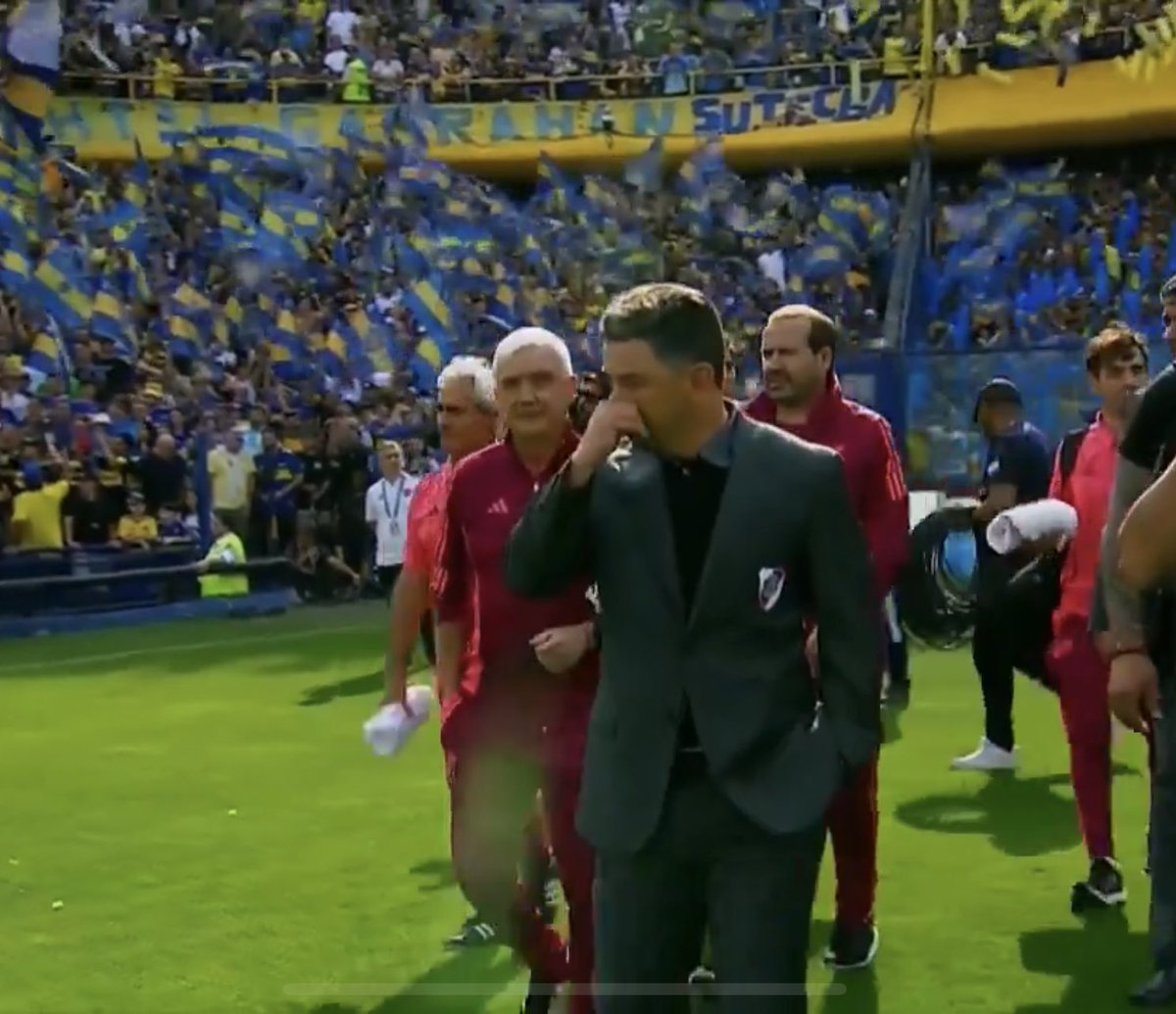 profenox's tweet image. #ElVar #Galladro #River #Rojo 
La Gran Angelito Labruna 
Una vez más 👉🏻👌🏼