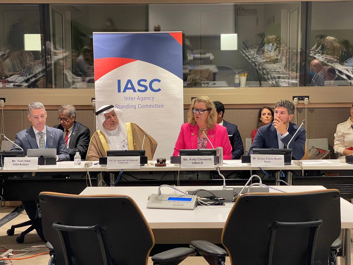 KellyTClements's tweet photo. We face unprecedented crises - war, climate, inequalities. Landscape is drastically changing.

Humanitarian action must change with it.

I was happy to moderate an important session with #UNGA leaders on the future. Political action also essential. https://t.co/NOK2ezMSUL