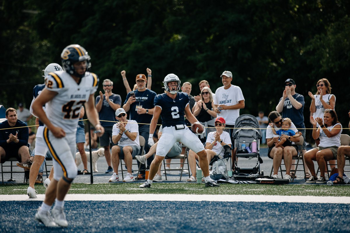 BethelRoyalsFB's tweet photo. Joey Kidder 🔒'ed in breaking the program record!! #RoarWithUs x #d3fb https://t.co/2x0ENvQOkg