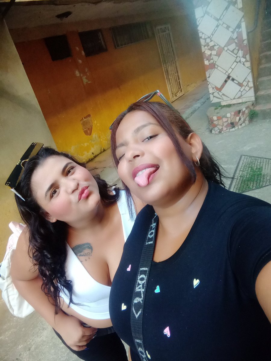 LuSexy17's tweet photo. Caracas 🔥 invitennos a hacer algo 😈
@Karlasexy96 https://t.co/bNhDfL060C