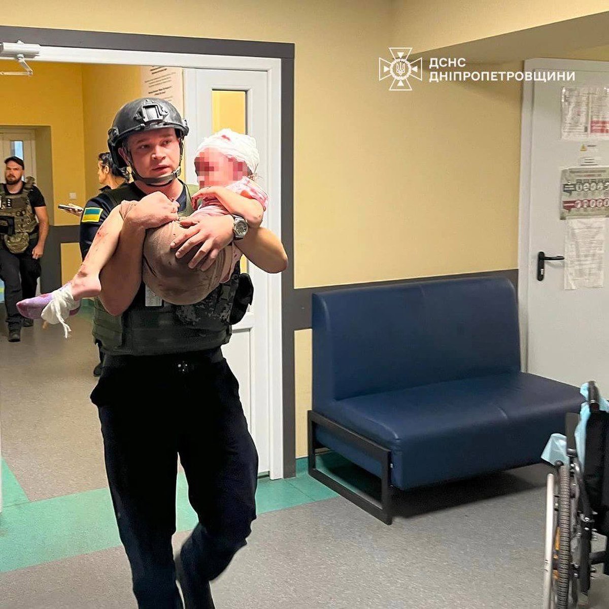 novaukraine's tweet image. In Kryvyi Rih, a devastating overnight missile attack has taken the lives of a 12 y.o. boy and two elderly women, aged 75 and 79. 
In Nikopol, a kamikaze drone hit a car carrying civilians, killing a woman, 25 y.o. and a girl 12 y.o. 
#helpukraine, #ukrainenow