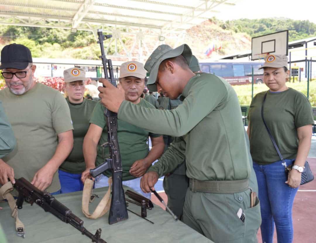 Academia Militar Medicina tweet media