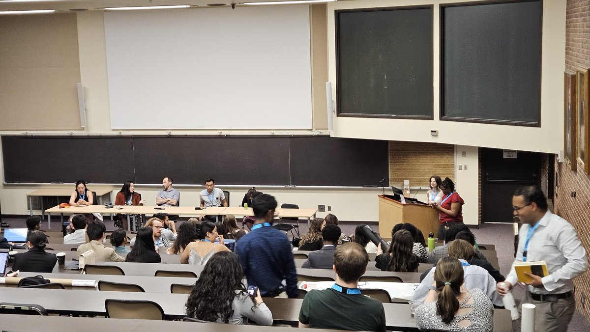 A_P_S_A's tweet photo. The first #BreakoutSessions of #SEMSS2024 @SEmdphd are underway! Check out sessions on post training career paths, #MSTP admissions, and finding good #mentorship! Such great opportunities for #doubledocs development @SEmdphd https://t.co/FnAeHqo8gE