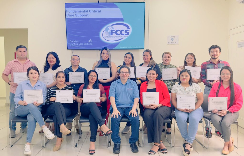 Finalizando un nuevo curso FCCS, en esta ocasión con Médicos Residentes, y de Profesionales de Enfermería de diferentes hospitales de El Salvador. 
¡Muchas felicidades!
#asaeoficial