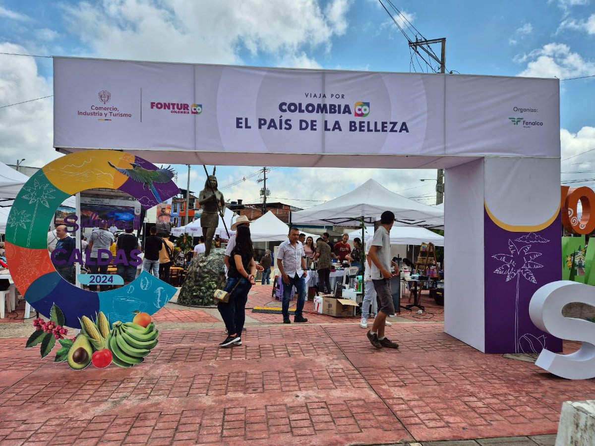 fonturcol's tweet photo. #Agéndate | este sábado 21 y domingo 22 de septiembre para visitar Sabores Caldas en Marquetalia. Disfruta de la gastronomía de la región, clases con chefs y muestras culturales de esta región de Colombia 🇨🇴#ElPaísDeLaBelleza @MincomercioCo https://t.co/4Ut6IRwtBi