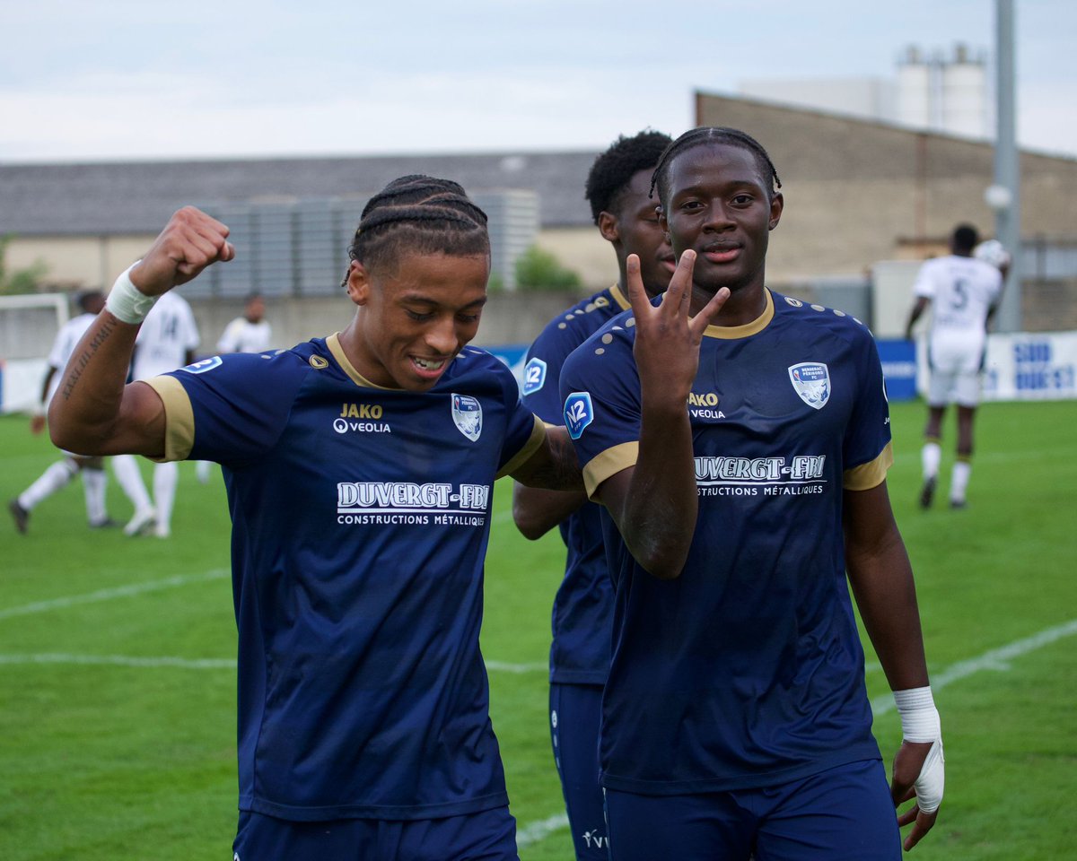 🔵🔴 𝘽𝙋𝙁𝘾 - Mi Temps N2

🦊 #BPFCvsHyeres83 Le #BPFC mène 2/0 💥💥Pour celles et ceux qui ne peuvent pas être au stade, ça se passe ici et pas ailleurs 🔥🔥🔥

youtube.com/live/V_xolm3n7…

🔵🔴 𝘽𝙋𝙁𝘾 🦊

#bpfc #bergeracperigordfootballclub #football #bergerac