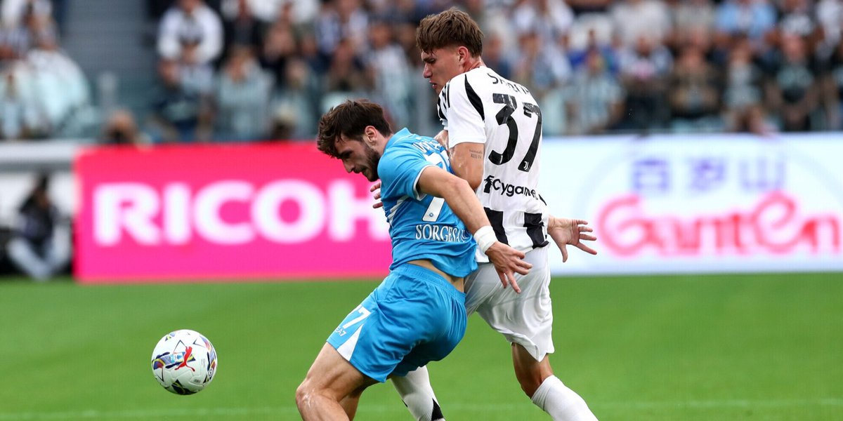 Juve-Napoli diretta, Conte torna allo Stadium: segui la partita LIVE dlvr.it/TDWbLz