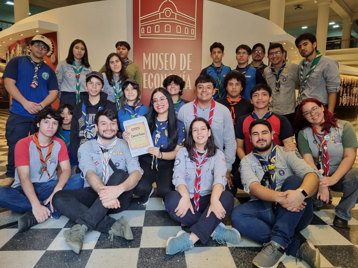 MEF_Paraguay's tweet photo. Llegamos a 5.000 visitantes! Todo un hito! El Museo de Economía logra esta marca a poco más de un mes de su apertura en coincidencia con el festejo por el Día de la Primavera y de la Juventud. Excelente respuesta del público a un aporte del #MEF a la cultura del 🇵🇾 https://t.co/bAvzvhdZtJ
