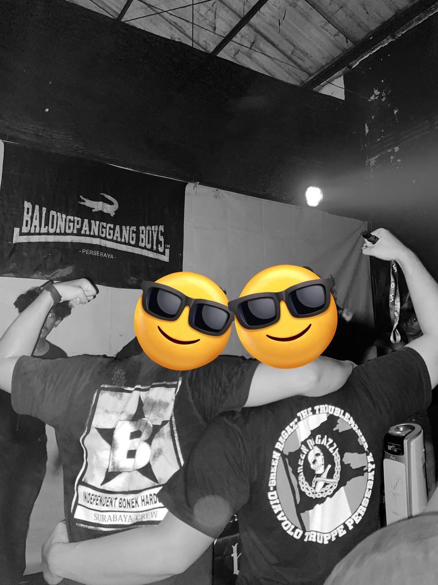 IBH1927's tweet photo. weekendnya orang gaul 😜🥃 @greenragazzi https://t.co/4oBPAGfe7w