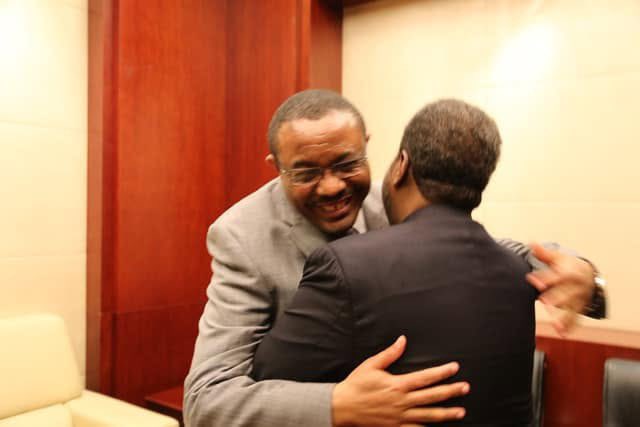 Qani56270199's tweet photo. #Males_Zenawi iyo #Gabre
haday joogi lahaayeen maanta madaxweyne Hassan Sheikh Mohamud waxay u ahaan lahayd ethiopia guri uu habeen walba u hooydo.
Shalay #TPLF markay xukunka dalka hayeen oo ay isfahansanaayeen, Ethiopia xulufeysiga lala sameynayo sax buu ahaa https://t.co/hqWrnY6vj7