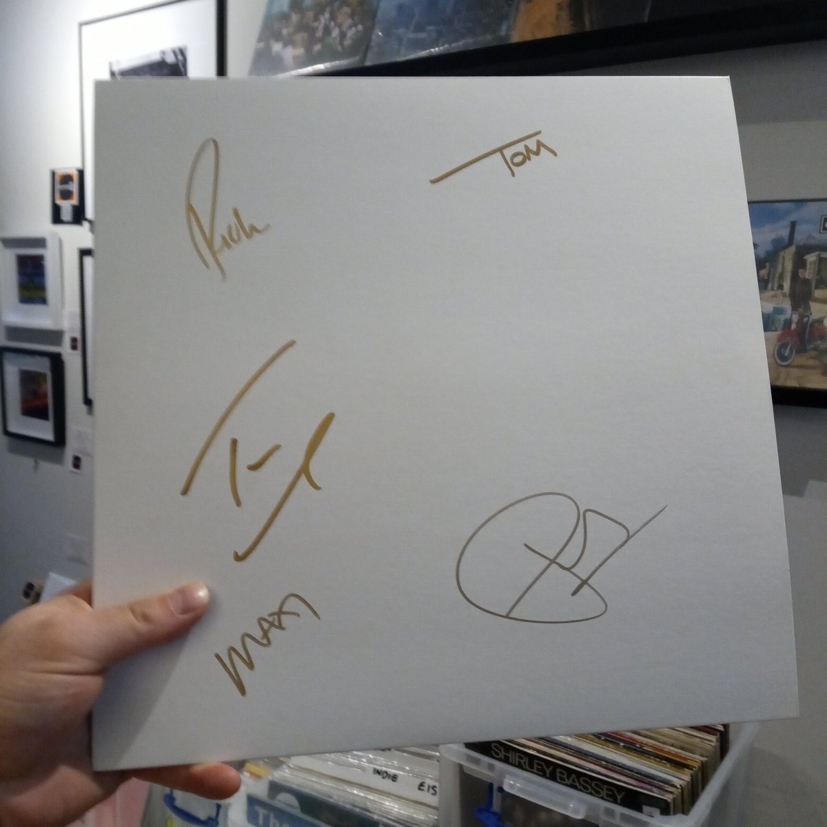 SHED SEVEN TEST PRESSING

We've got another wonderful <a href="/shedseven/">Shed Seven</a> test pressing to give away to one lucky winner!!

Simply RT this post, or pre order Liquid Gold (out next Friday) for your chance to win!

vinylwhistle.co.uk/products/shed-…