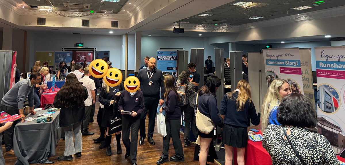 CEIAGRD's tweet photo. Thank you to @BwDnewdirection for hosting #blackburnispires - our Year 11s really enjoyed talking to all the providers, definitely the best one to date! Fantastic engagement all around. #Post16 #Careers #Employersenvounters @Head_TheHeights https://t.co/oSTIA34cjf