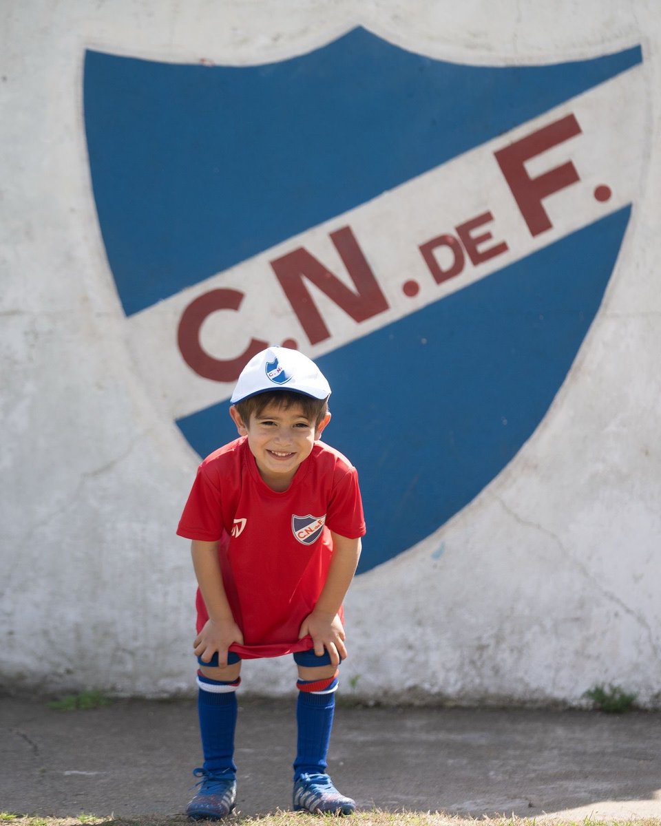 eliviat's tweet photo. Debut del más pequeño 💙🤍❤️ https://t.co/gMn1TihArP