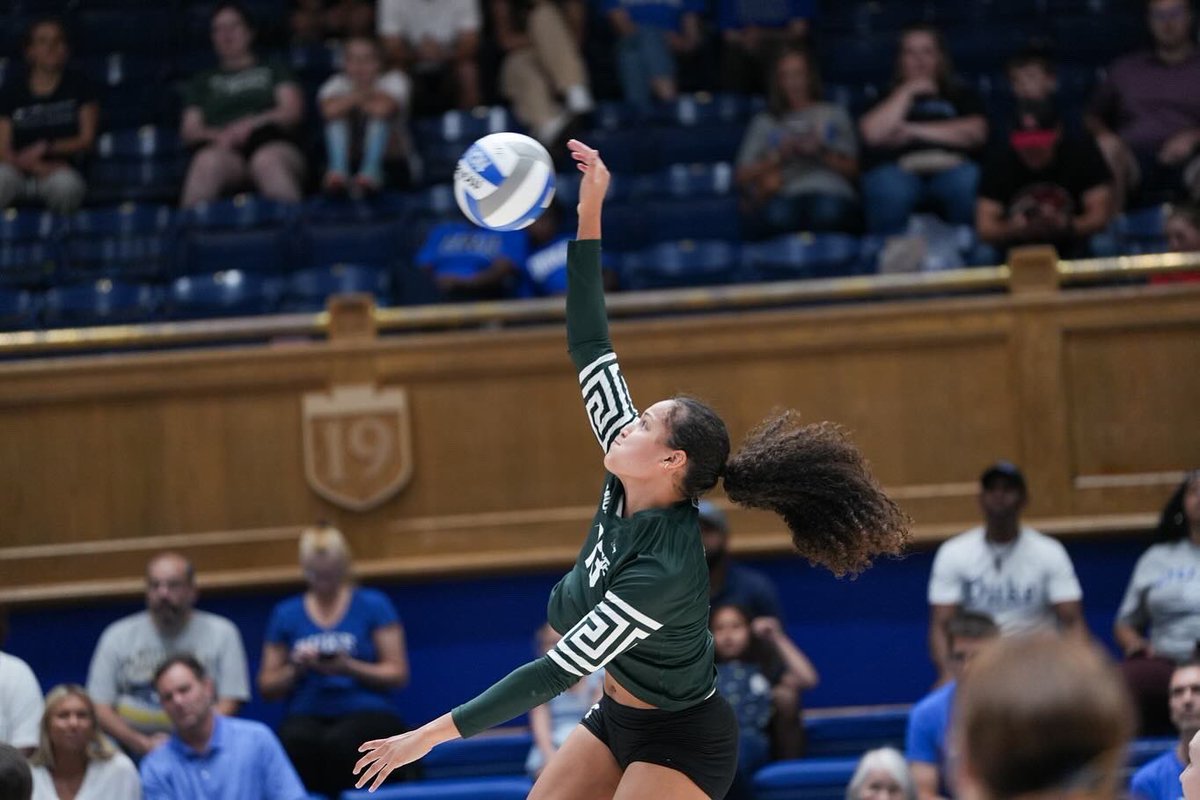 LeahJohnson_VB's tweet photo. First 5 set match of the season. This team stayed focused and continued to push the entire time. A lot of good happening in the Spartan Volleyball gym! 

#GoGreen
#SetTheStandard
#ServeGrowHonor https://t.co/HsvL0Vyfb9