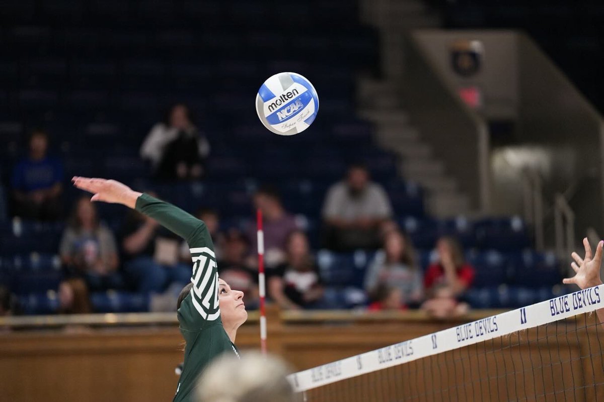 LeahJohnson_VB's tweet photo. First 5 set match of the season. This team stayed focused and continued to push the entire time. A lot of good happening in the Spartan Volleyball gym! 

#GoGreen
#SetTheStandard
#ServeGrowHonor https://t.co/HsvL0Vyfb9