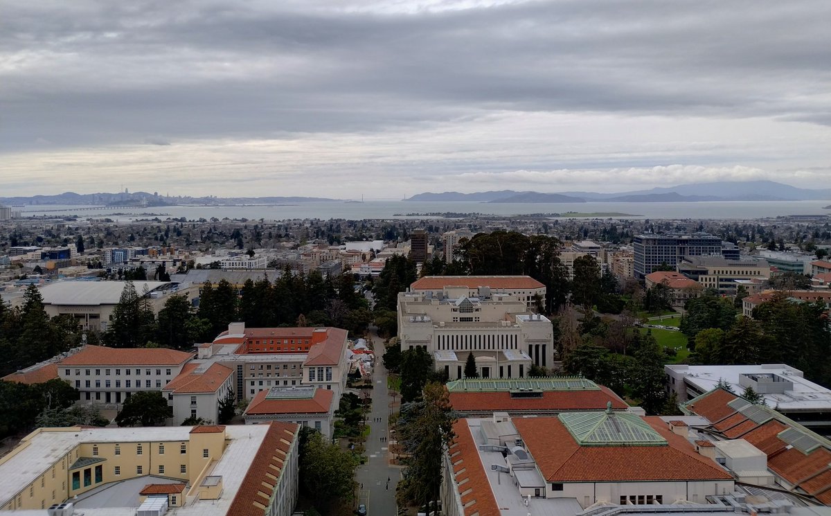 BhavyaChopra1's tweet image. Thrilled to share that I have started my PhD at @UCBerkeley with Prof. Aditya Parameswaran @adityagp!
My research will focus on using human-centered approaches to assist data scientists, developers, and end-users with their data needs. Excited for the journey ahead!