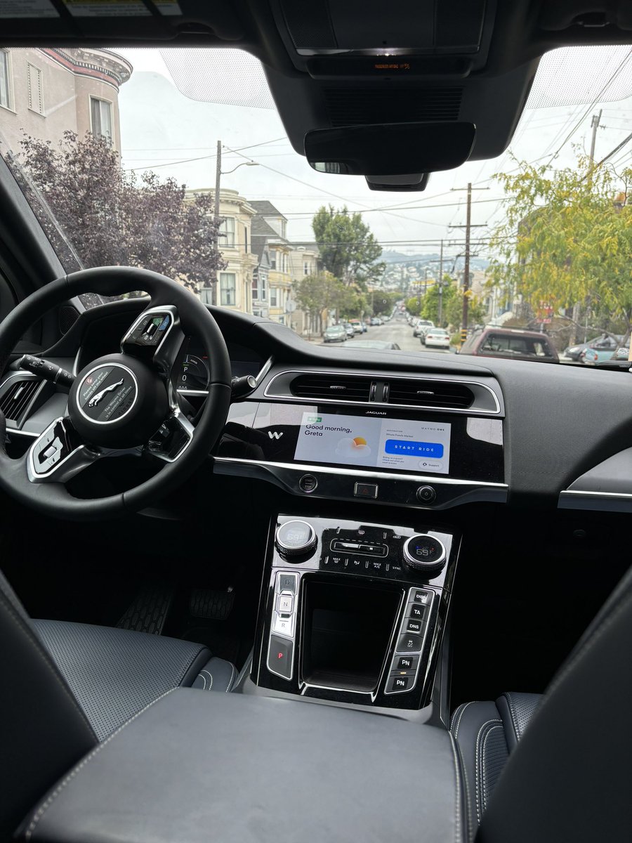 imGretaas's tweet photo. Thank you guys! 🖤
We really enjoyed it! 🤩🚗
@Waymo https://t.co/nqVx3KcjFC