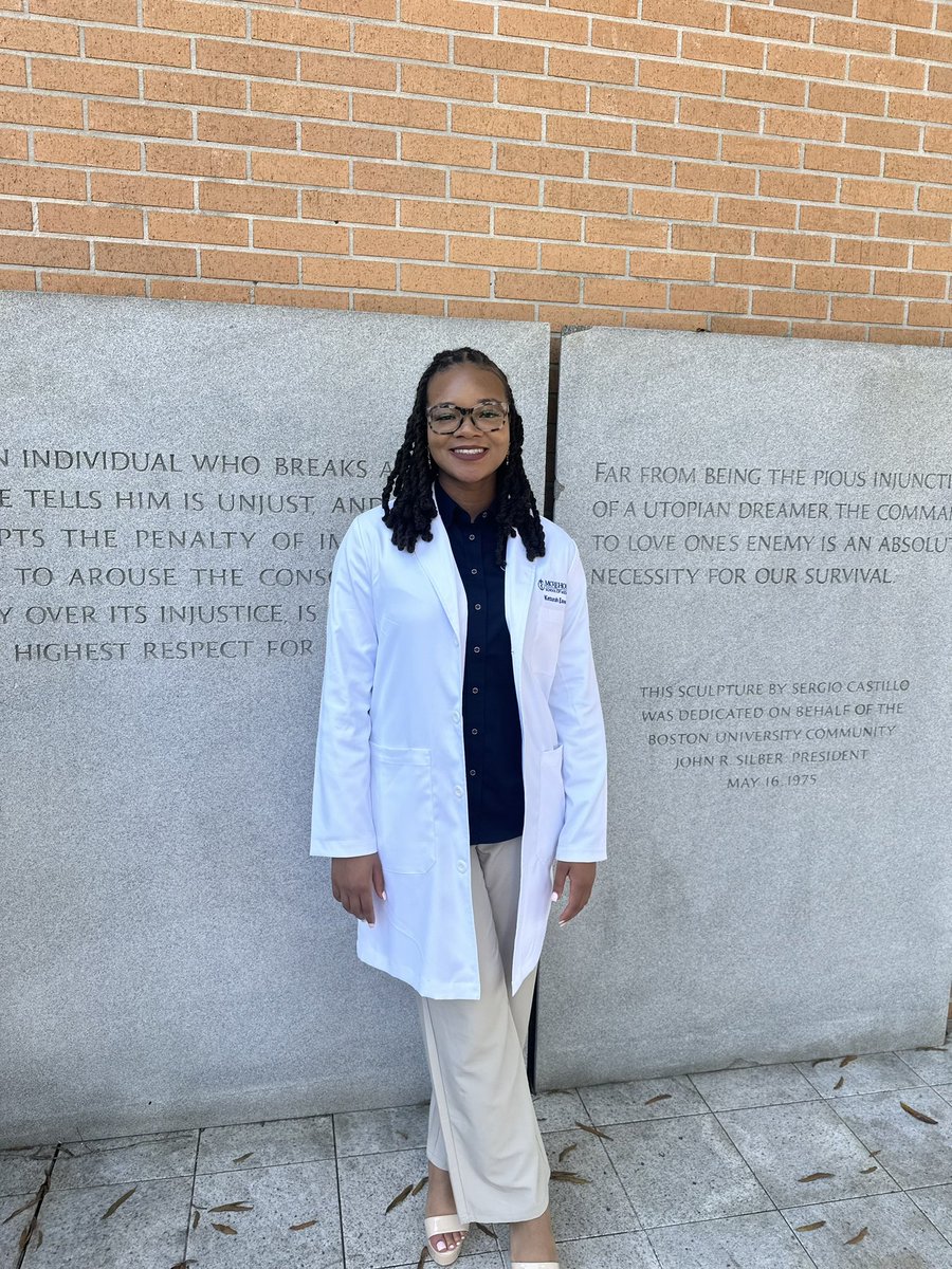 Proud of my daughter Keturah for pursuing Masters of Science in Biomedical Research <a href="/MSMEDU/">Morehouse School of Medicine</a>. The 40th Fall Convocation &amp; White Coat Ceremony was inspiring. Keynote speaker <a href="/SecBecerra/">Secretary Xavier Becerra</a> challenged the future doctors to embrace their “superpower” &amp; serve. #prouddad #HBCUPride