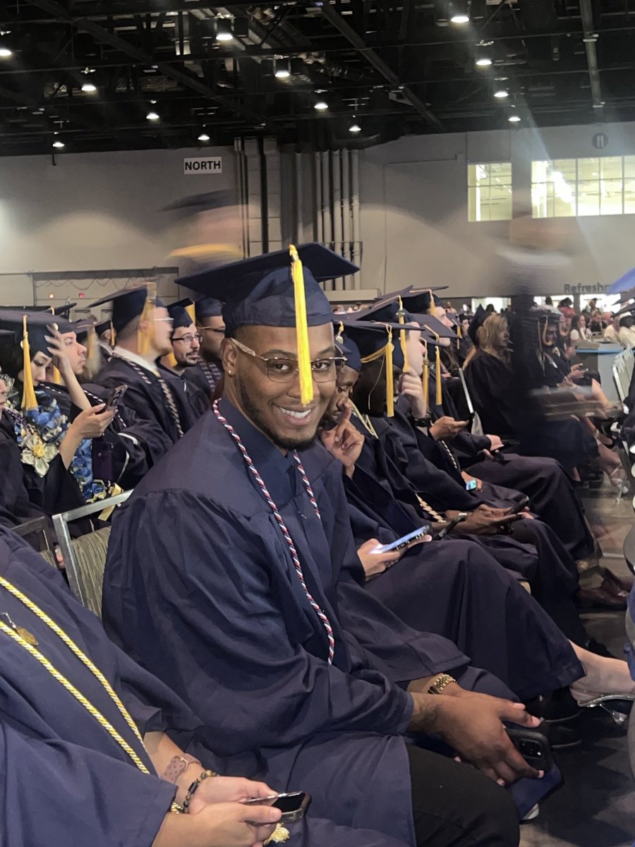 iThinkImBigNeq's tweet photo. my brother is a #WGUgrad 🥲💛 https://t.co/dmrls5pBew