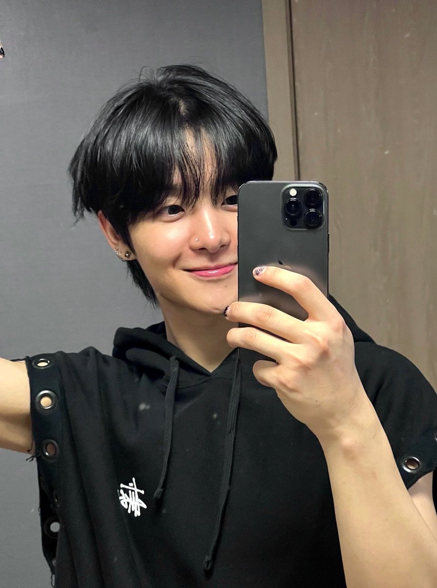 지훈피드 tweet media