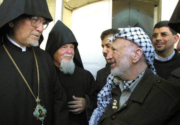 ”We [Palestinians] and Armenians are one people[…]

My name is not Yasser Arafat, it is Yasser Arafatian, I will not betray my Armenian brothers"

🇵🇸🇦🇲❤️