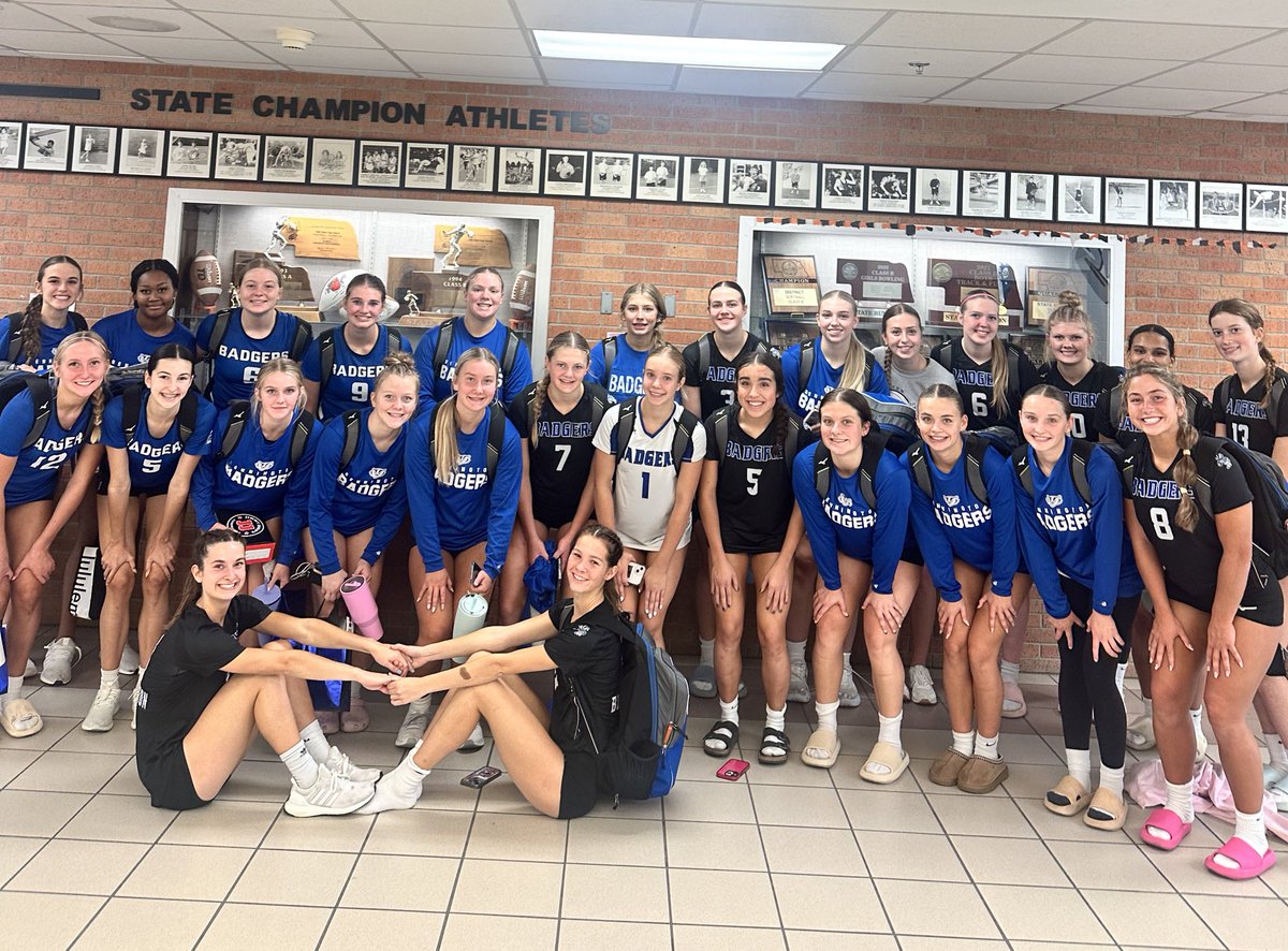 Great day at the Hastings Triangular with both JV and Varsity going 2-0!