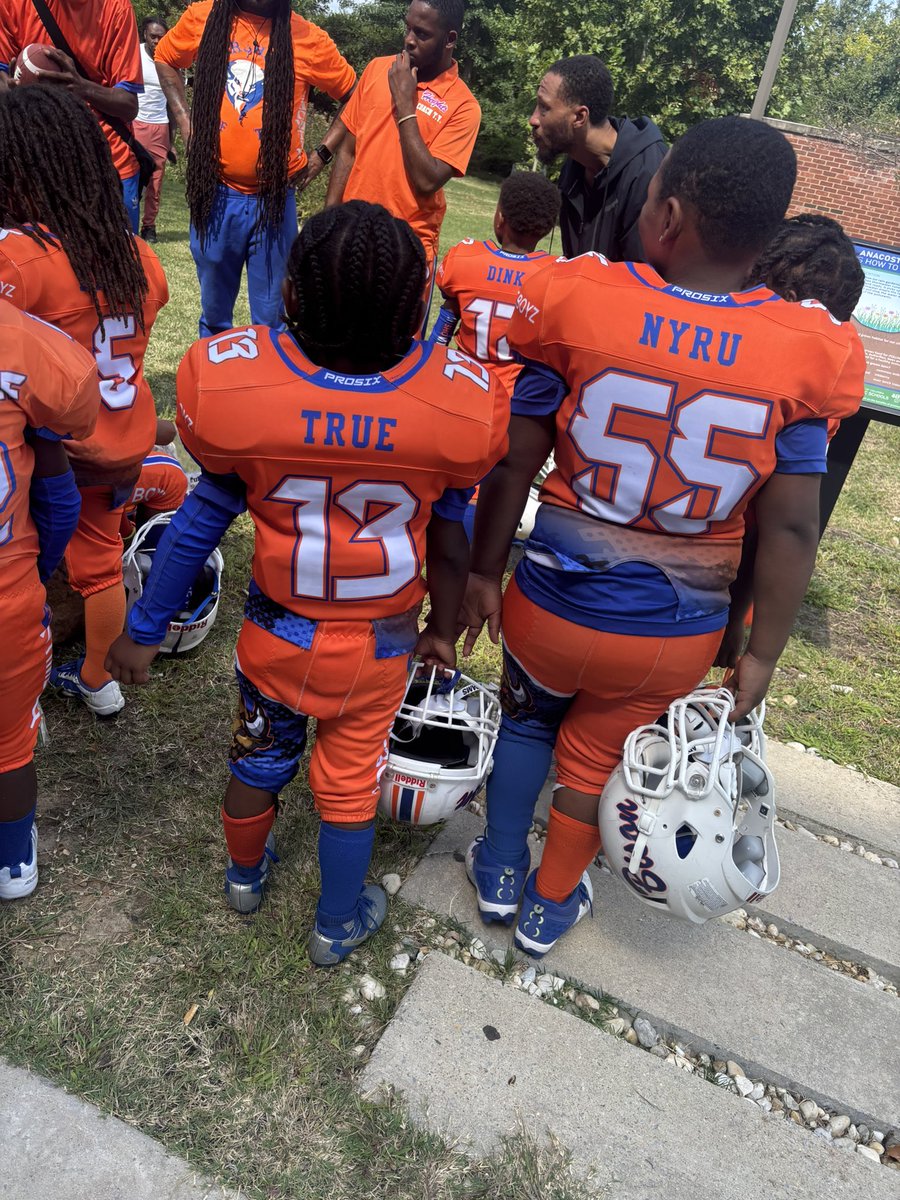 Twinsmaaaa's tweet photo. Itโs a movie every time they on the field ๐๐ฎโ๐จ๐ฌ๐ฆฌ๐จ #Big80๐ฏ #ShowtimeBoyz4L๐ช๏ธ https://t.co/CF5JLe3mOb